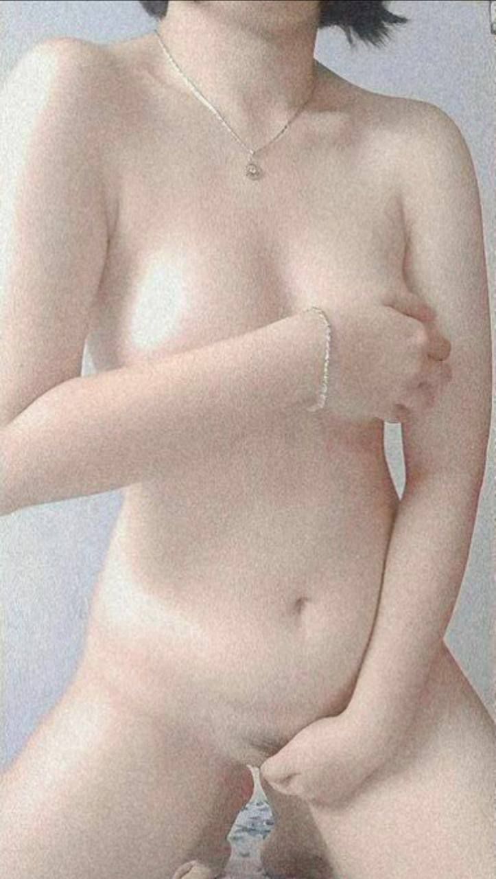 Kí kết hợp đồng trong nhà nghỉ.