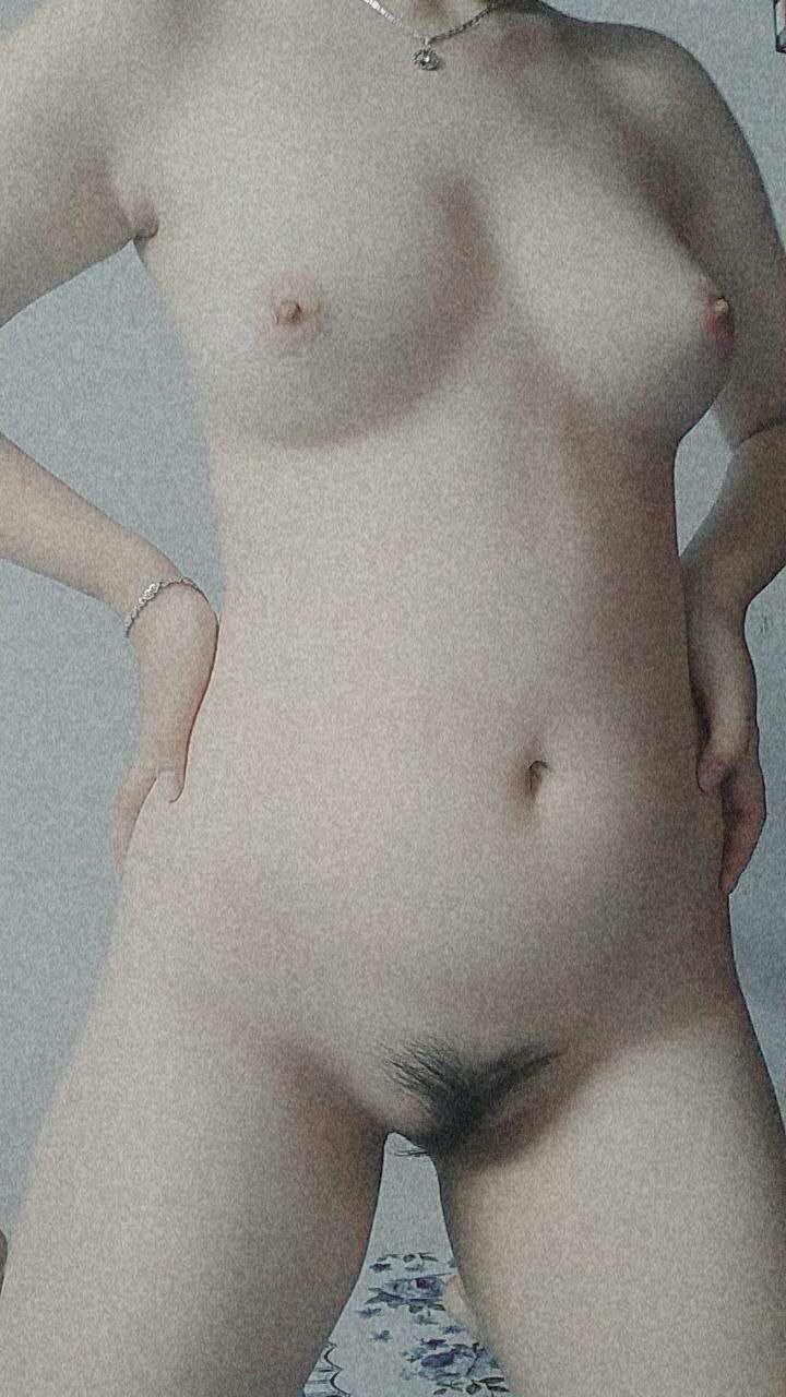 Người giữ trẻ Nếu người giữ trẻ không làm việc chăm chỉ, cô ấy sẽ trở thành đồ chơi đũng quần của chủ nhân